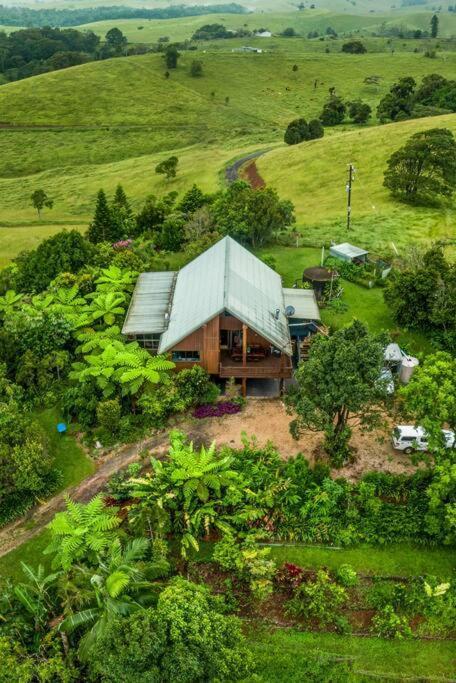 Jaggan Treetops Sanctuary - Luxury Treehouse Pole Home المظهر الخارجي الصورة
